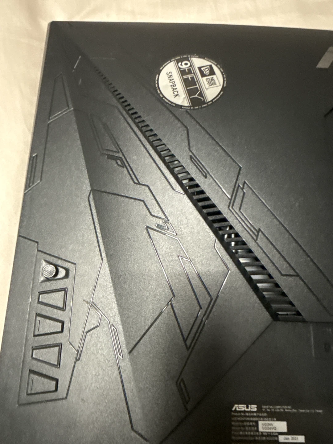 ASUS VG32VQ 32" Curved QHD 144Hz Gaming Monitor - photo 4