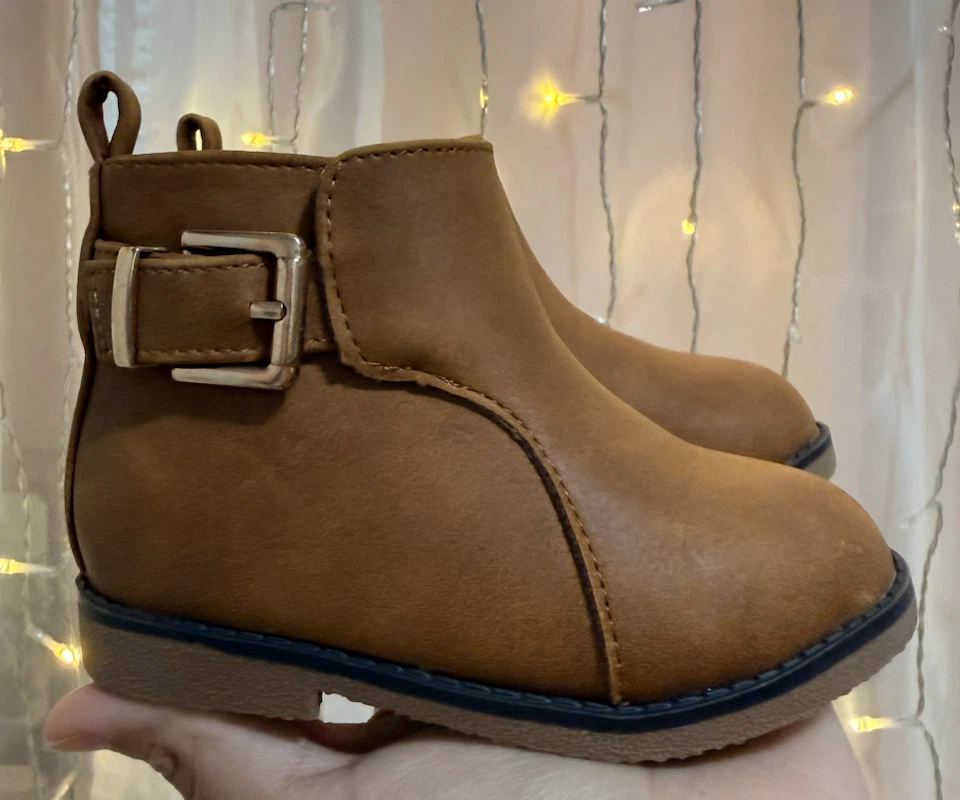 Brown Ankle baby girl Boots with Buckle - Size 5