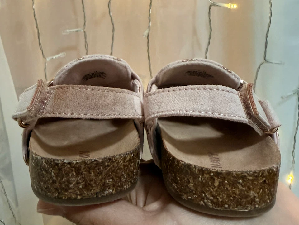 Old Navy Pink Heart Sandals Toddler- Size 5 - photo 3