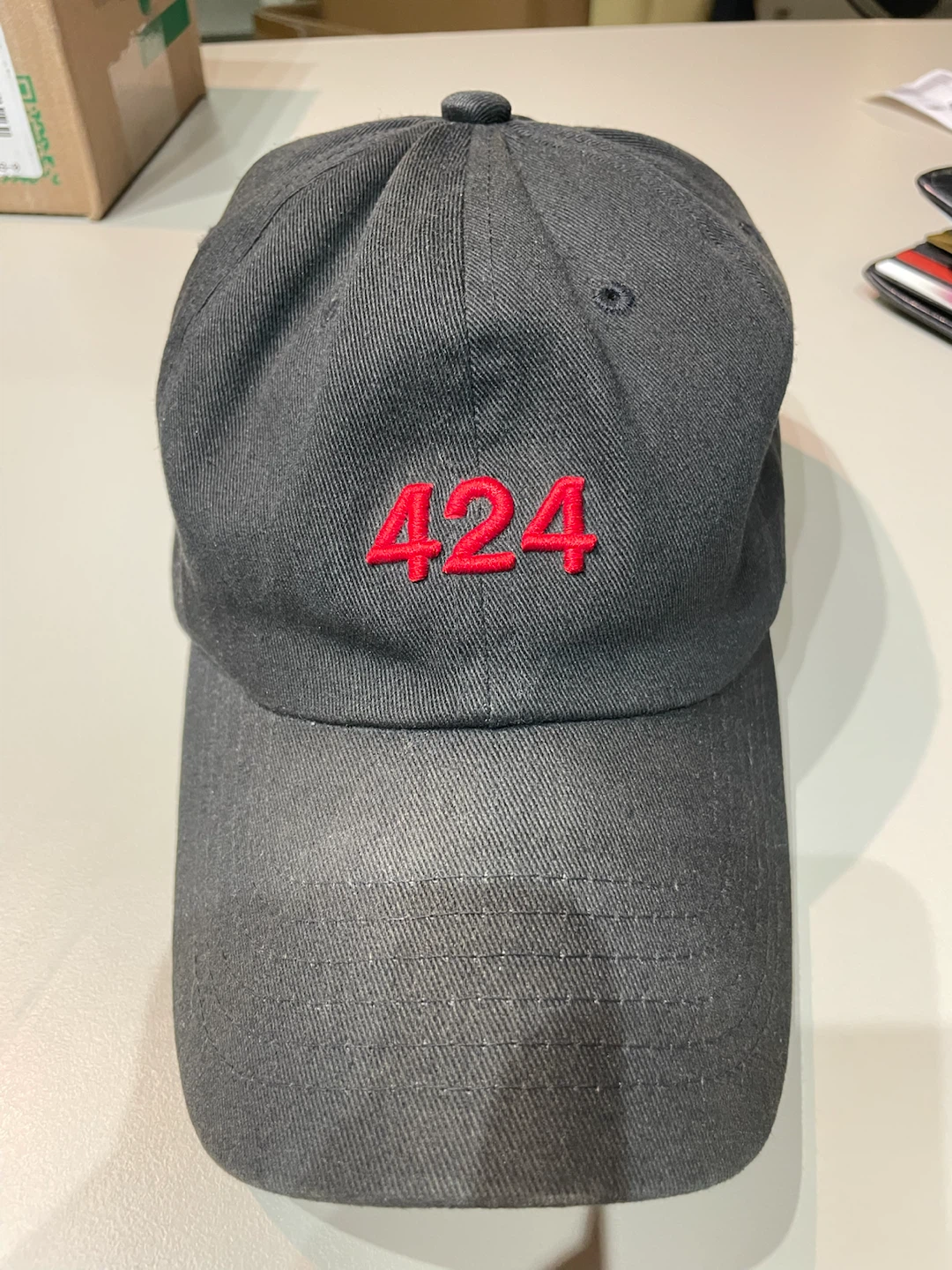 424 Cap