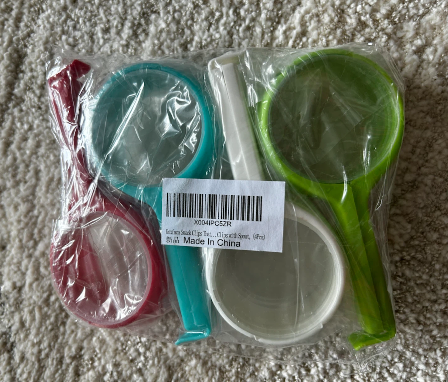 Set of 4 Bag Clips with Spout