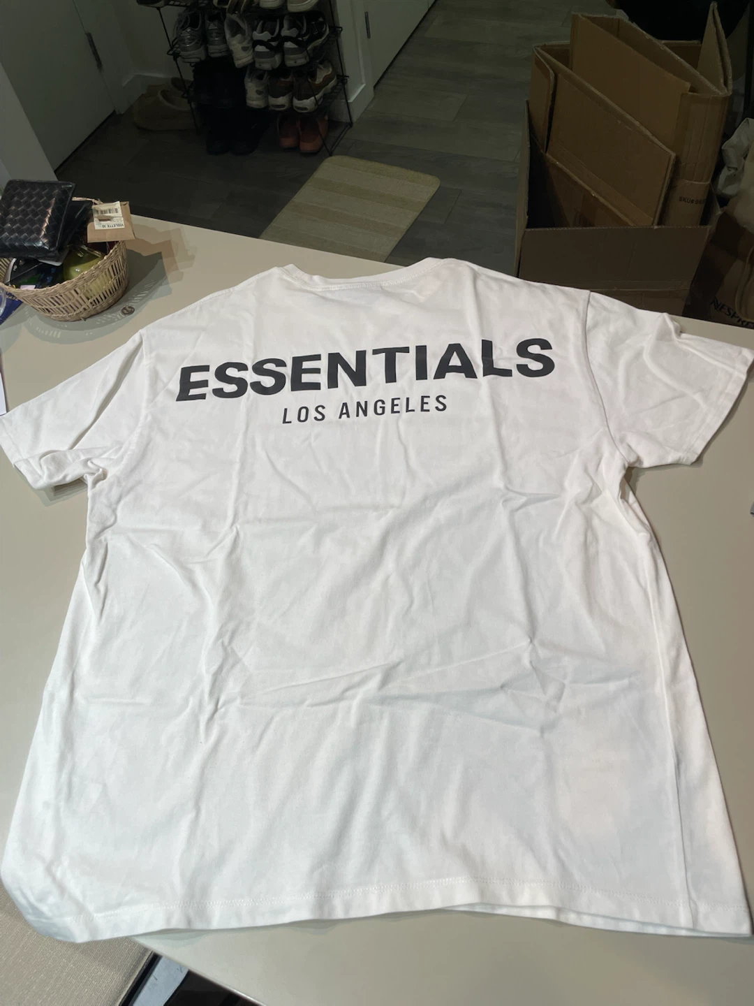 White Essentials Los Angeles T-Shirt Size M