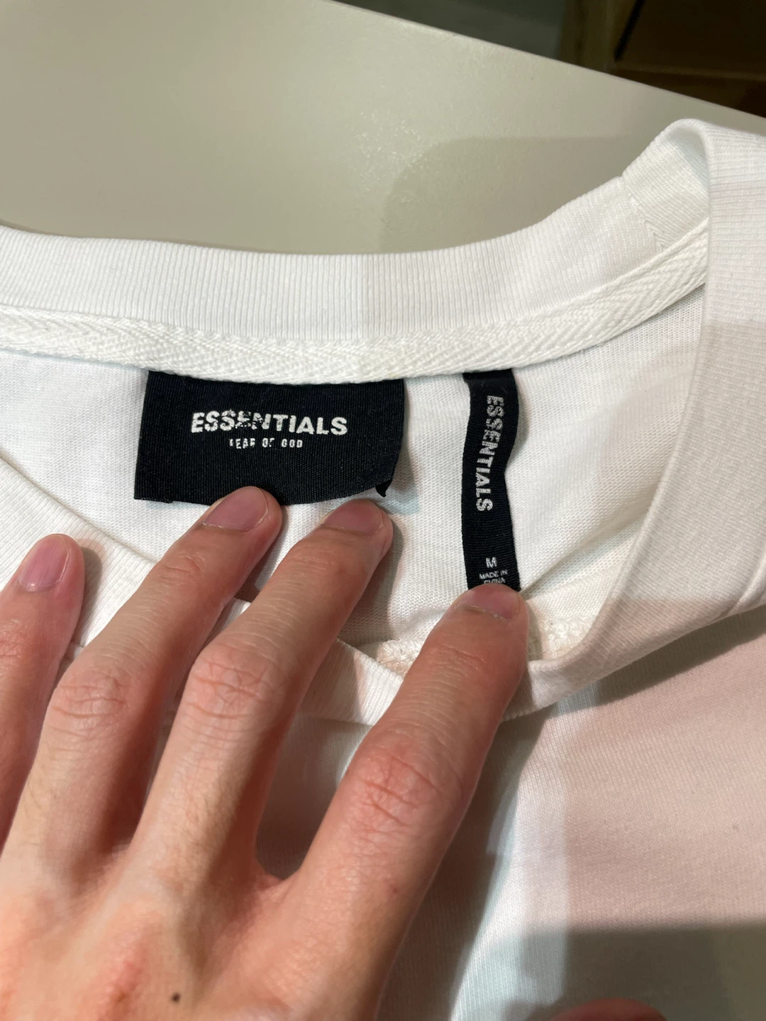 White Essentials Los Angeles T-Shirt Size M - photo 3
