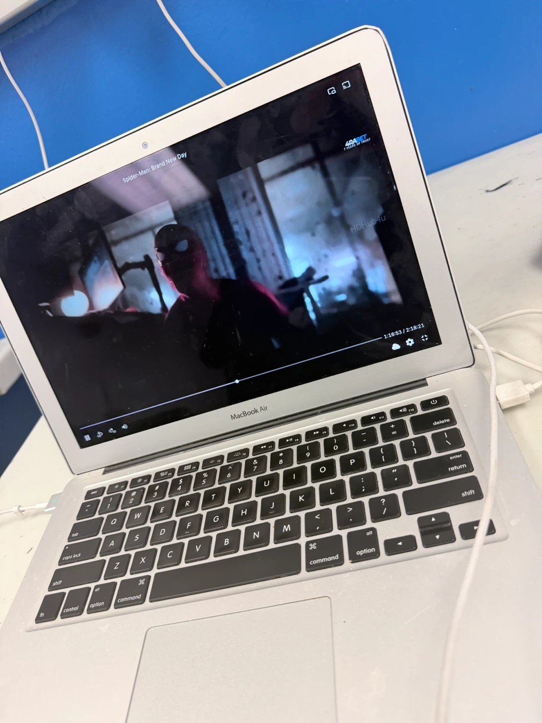 MacBook Air - photo 3