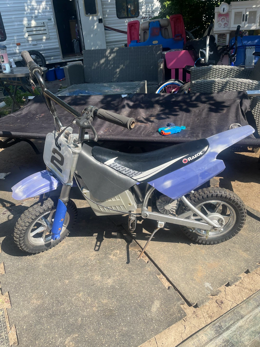 Razor MX350 Electric Dirt Bike:
