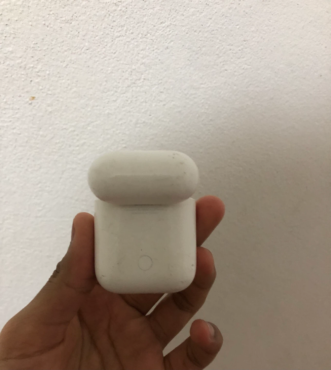 Apple AirPods 2nd Gen - photo 2