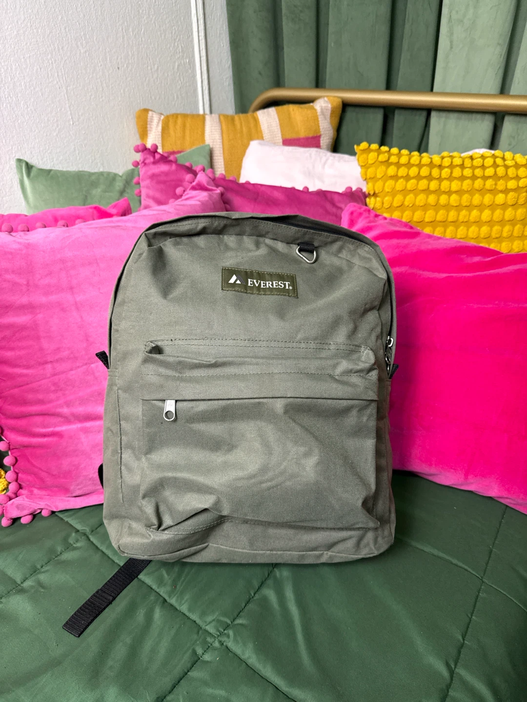 Everest Backpack - Olive Green