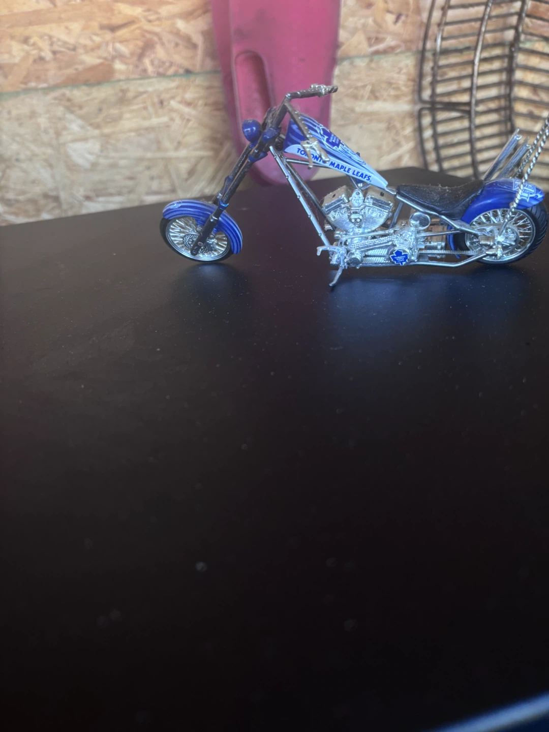 Toronto Maple Leafs Miniature  Motorcycle - photo 2