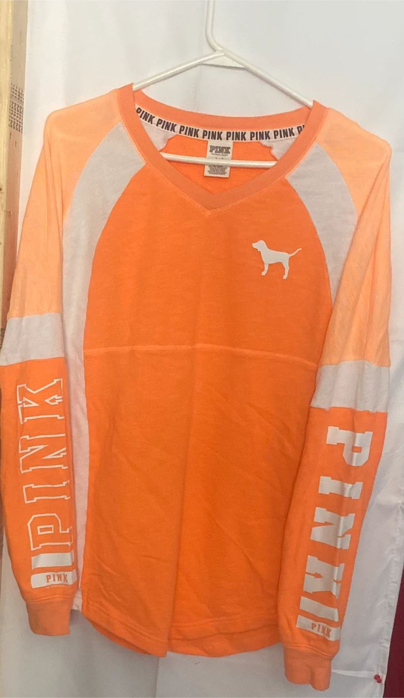 Victoria’s Secret PINK long sleeve top - photo 3