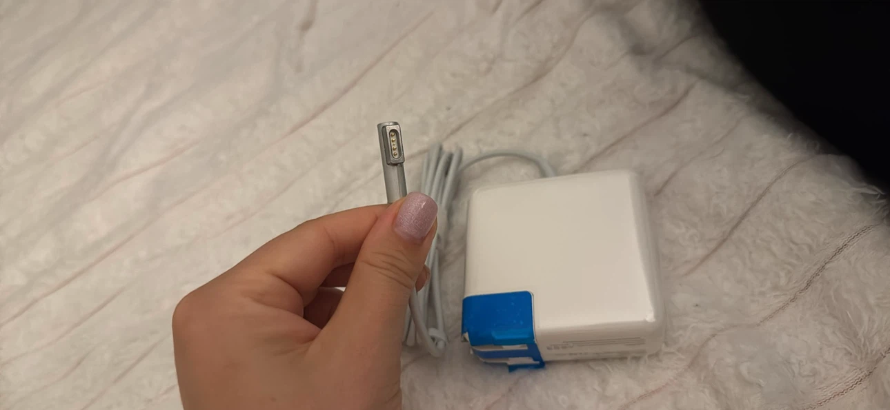 Mangtiec L-Tip MacBook Charger - photo 4