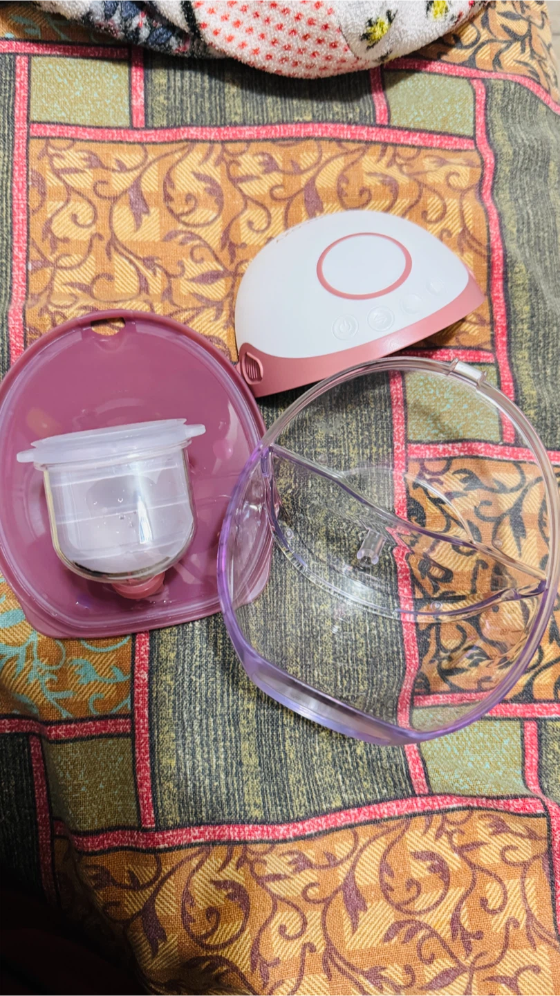 Momcozy Wearable Breast Pump