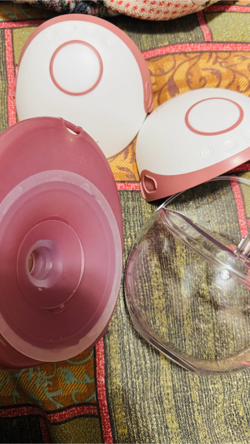 Momcozy Wearable Breast Pump - photo 4