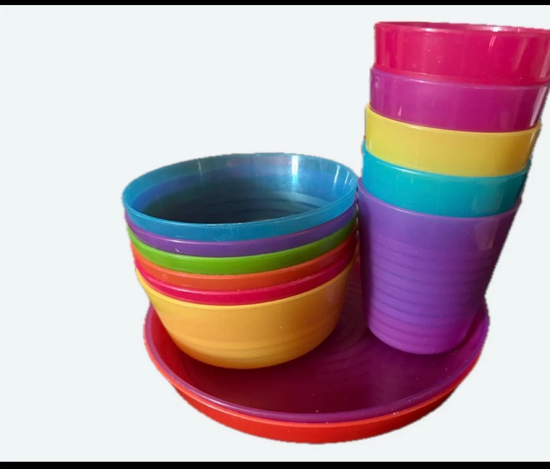 Set of 6 Plastic Kids Cups and Bowls with Tray