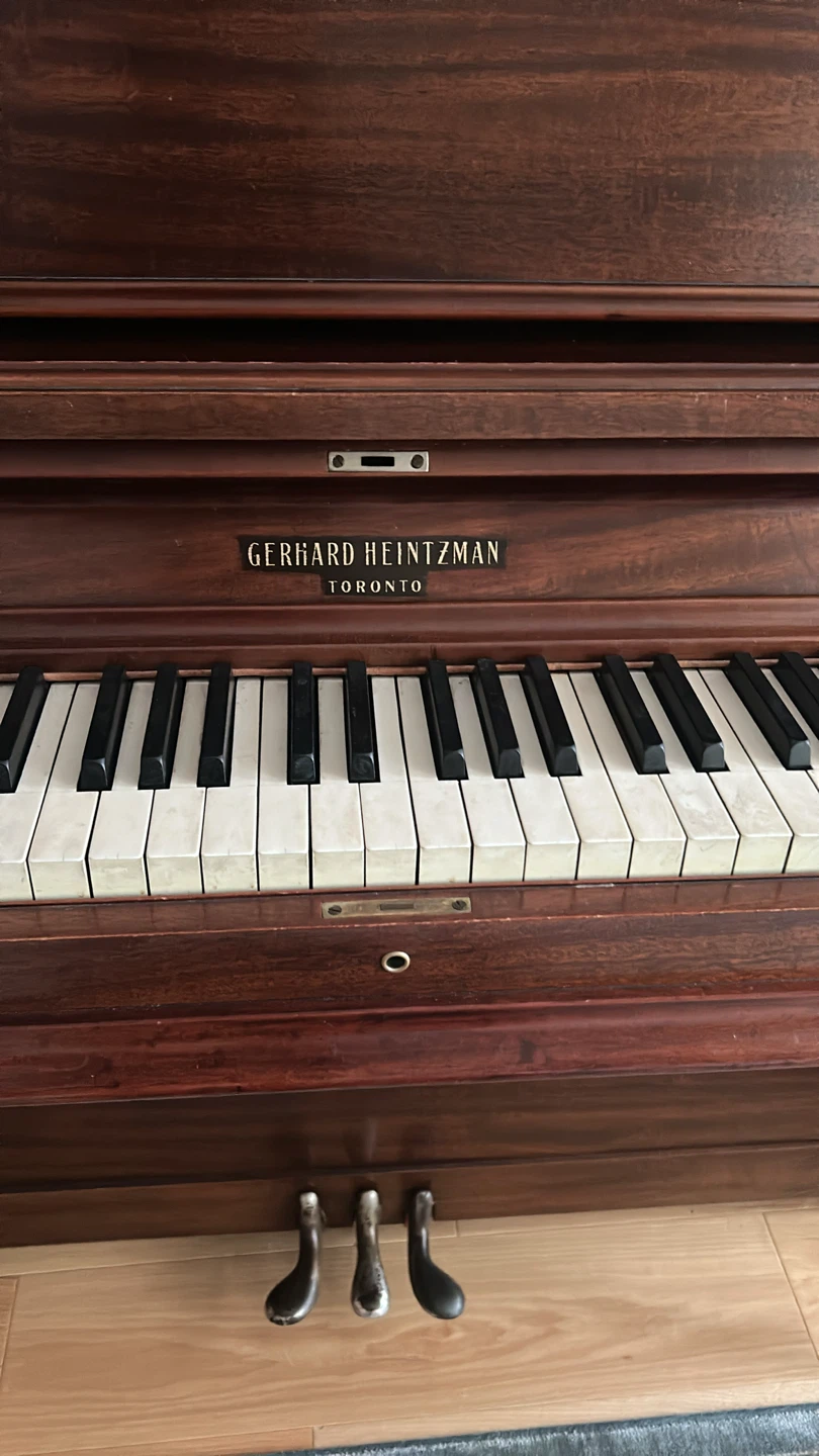 Free Upright Piano - photo 2