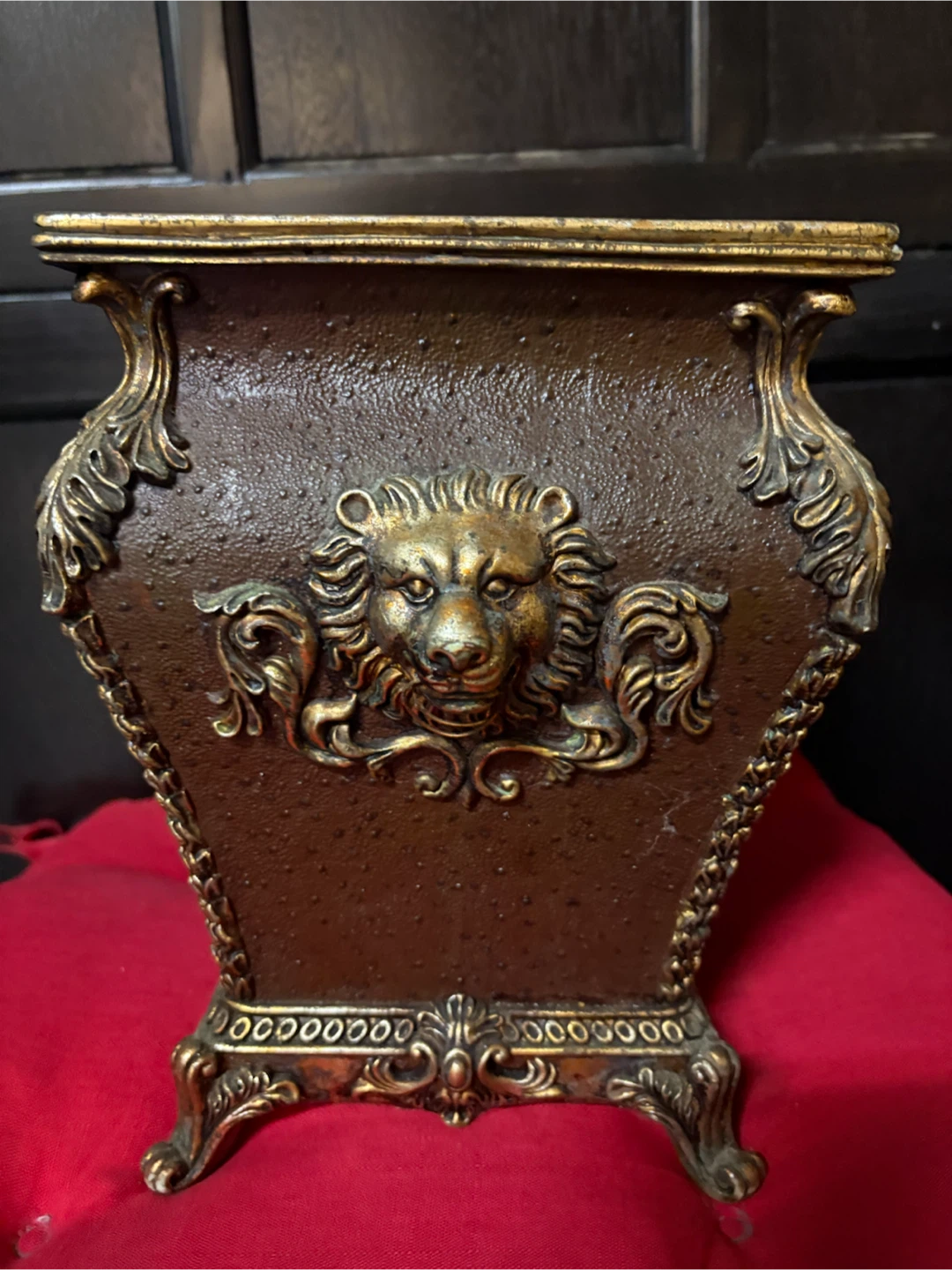 Ornate Lion Head Planter/or garbage bin