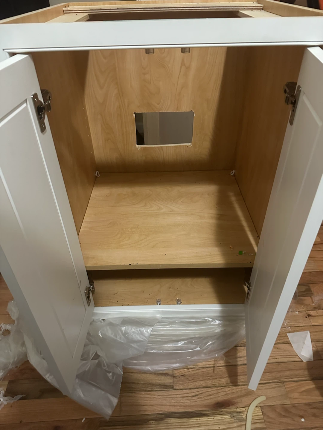 Brand new bathroom vanity - photo 2