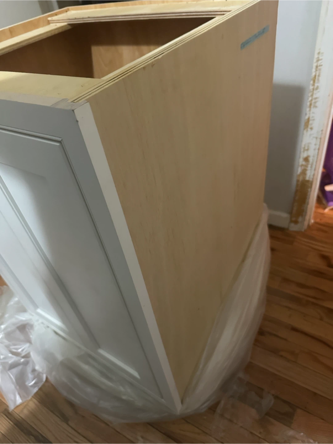 Brand new bathroom vanity - photo 4