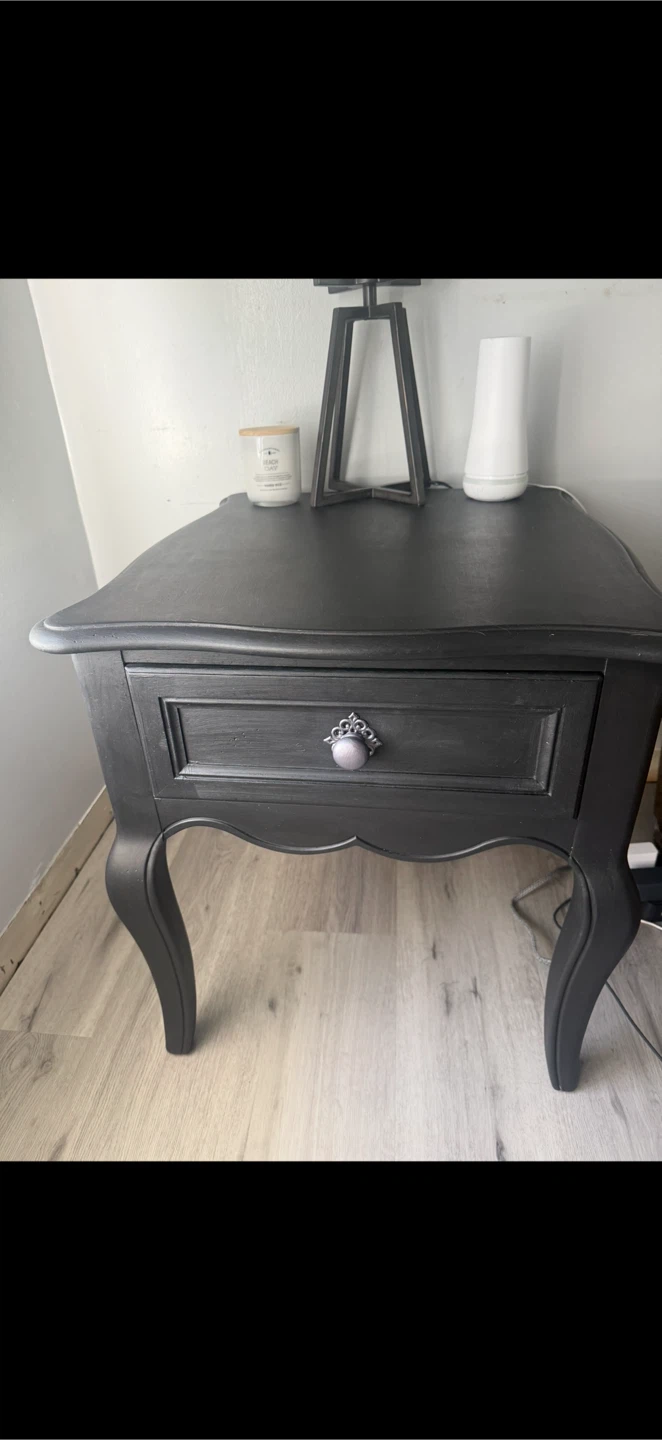 Drexel Heritage End Table - photo 2
