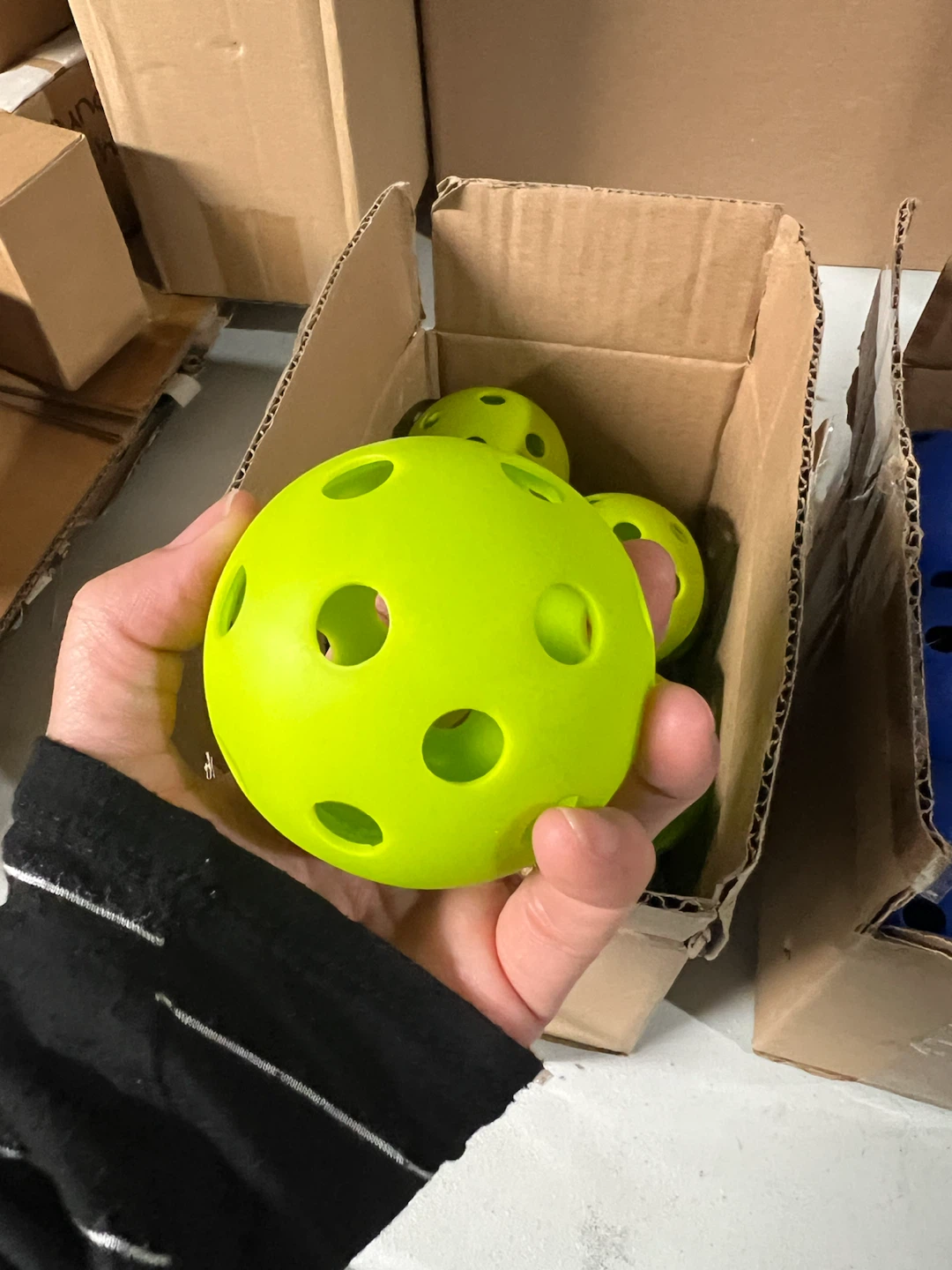 Pickleball Balls (Set of 12) New - photo 4