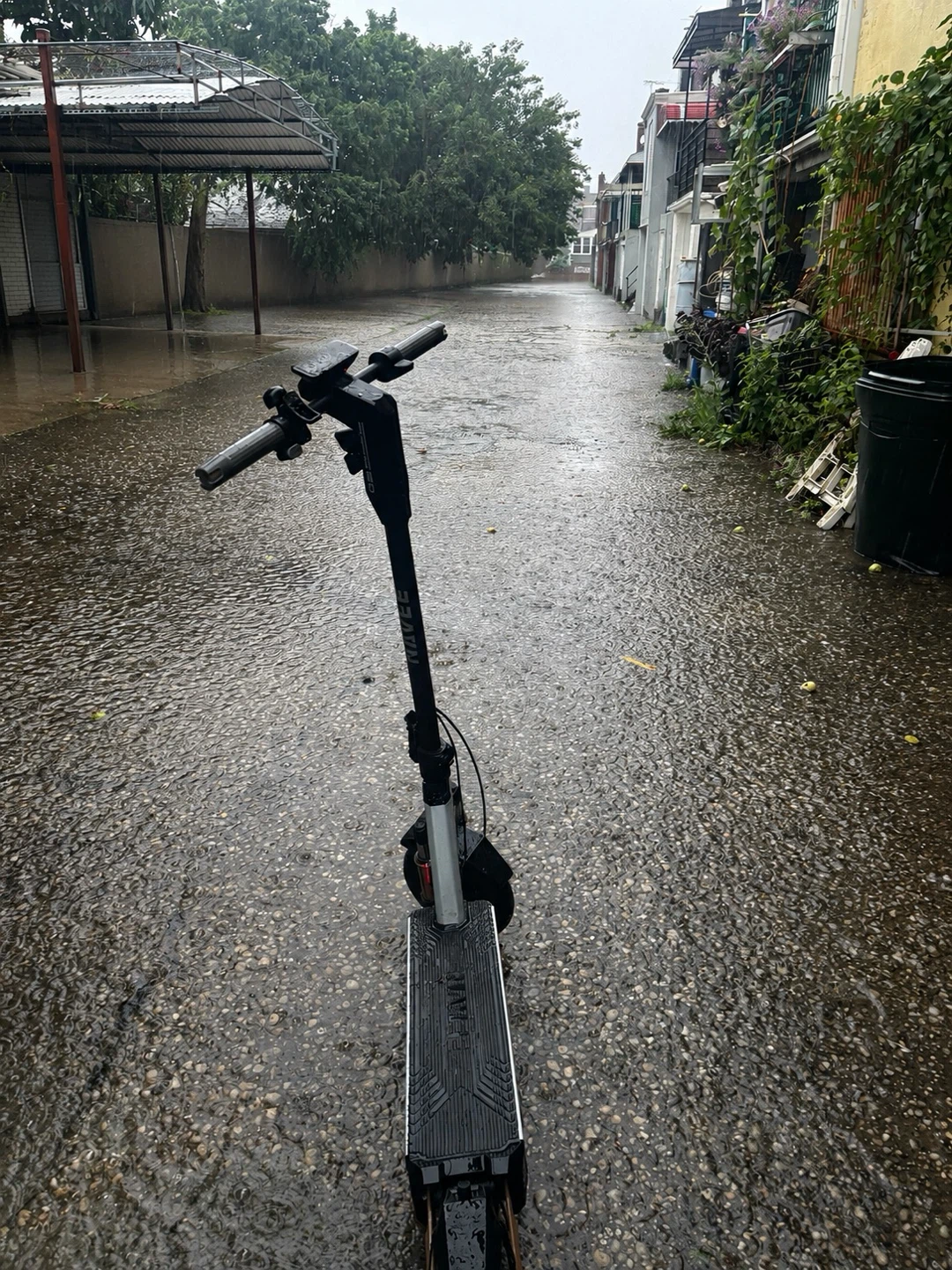 NAVEE Electric Scooter