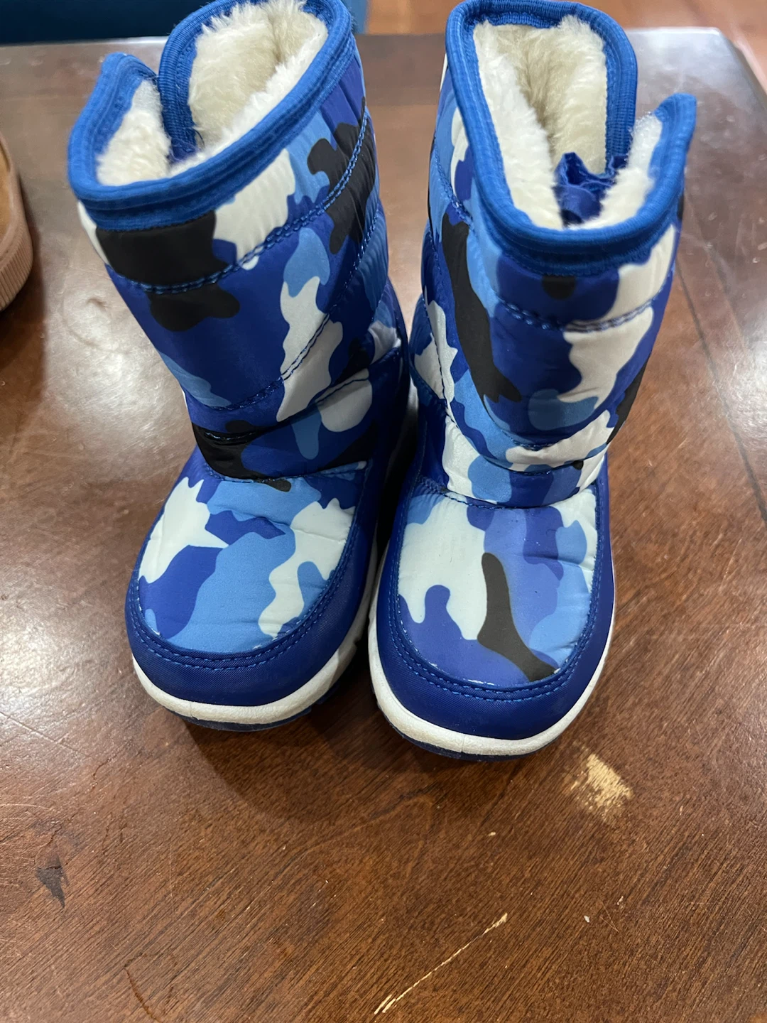 Blue Camo Snow Boots - Size 6