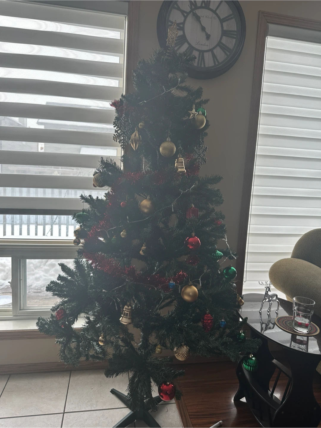 Decorated Christmas Tree with Lights - photo 4
