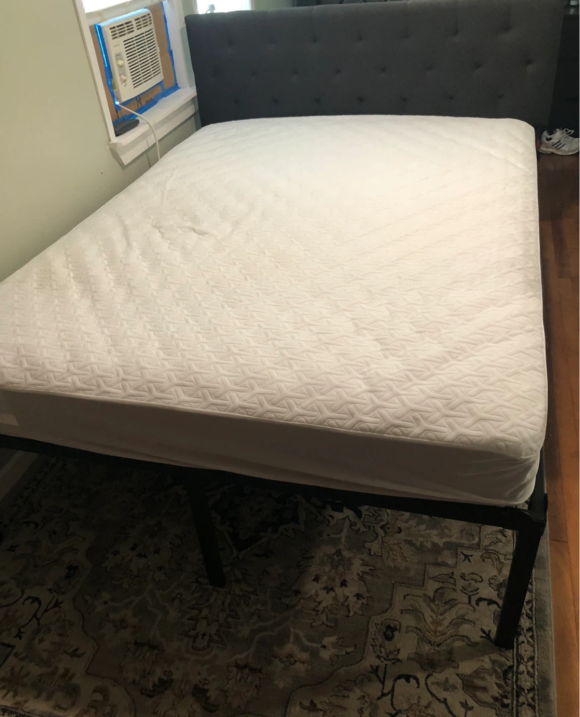 Gray Upholstered Headboard Bed Frame - photo 3