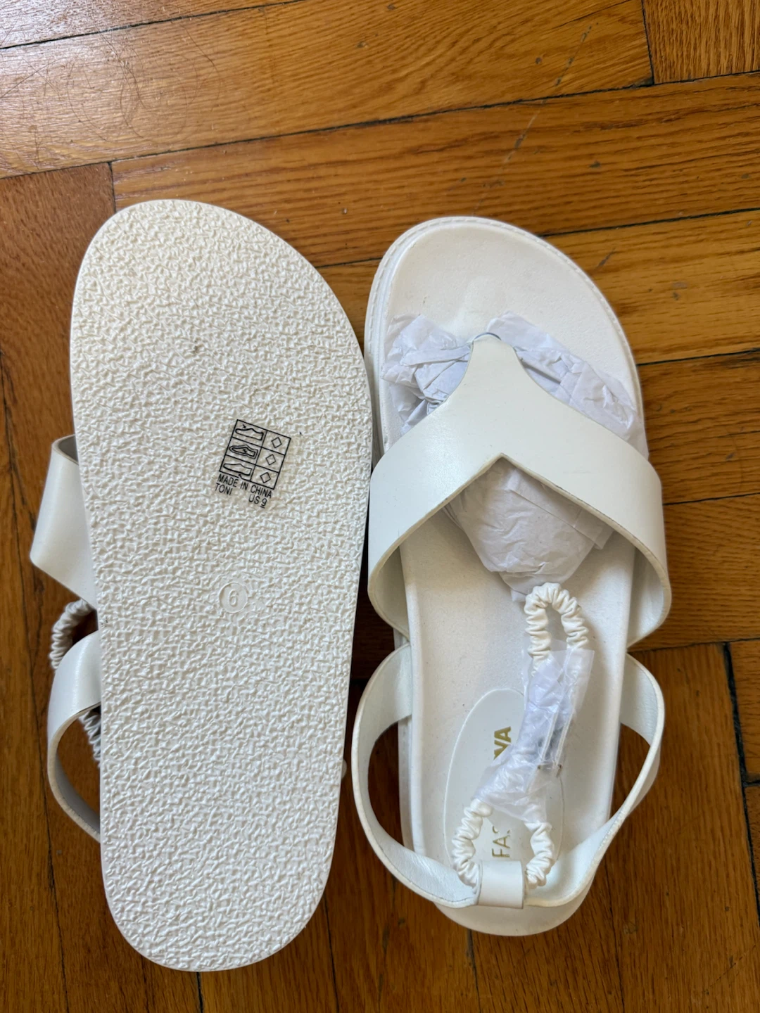 Fashion Nova White Thong Sandals - photo 2