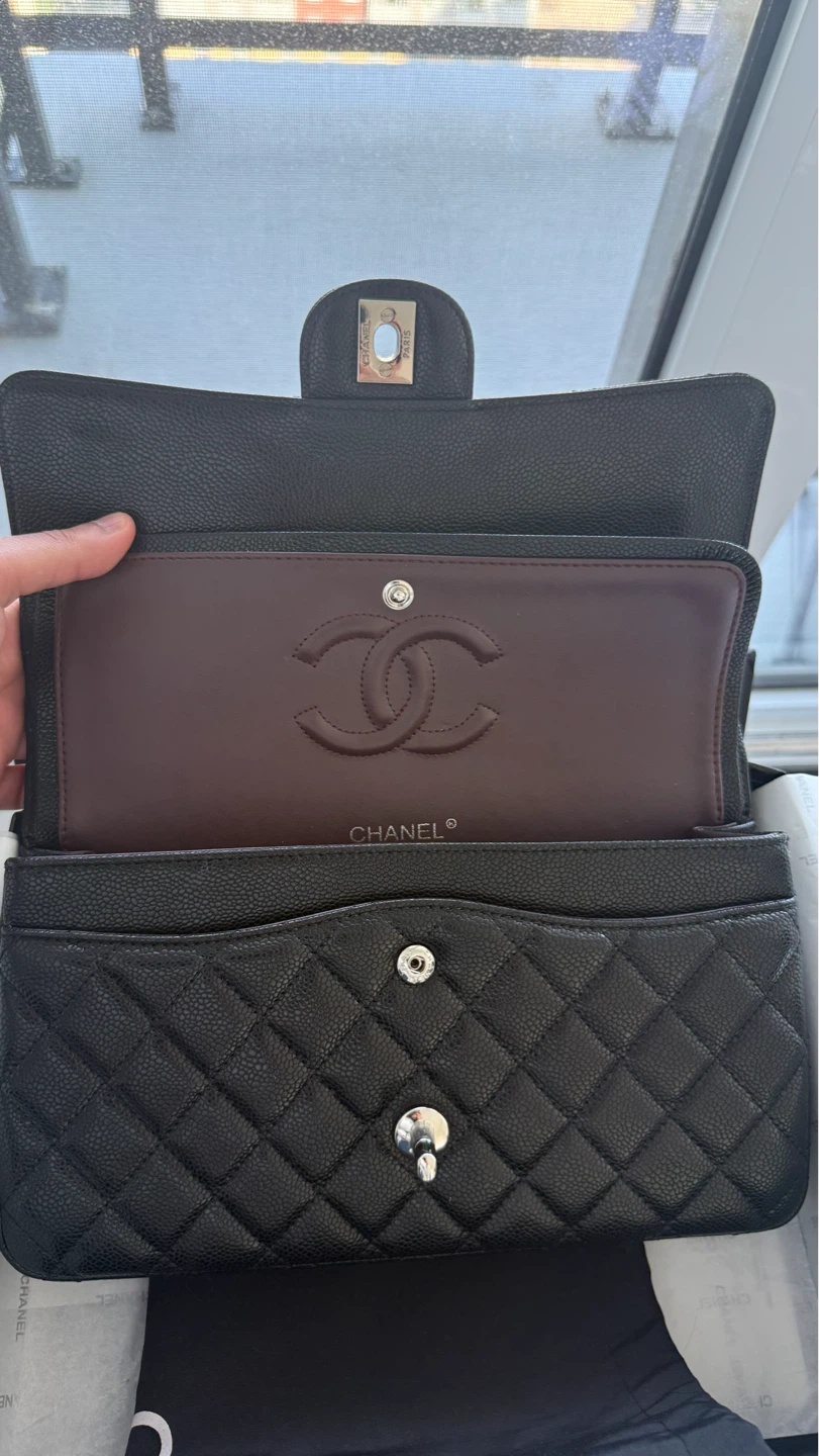 CHANEL MEDIUM FLAP - photo 4