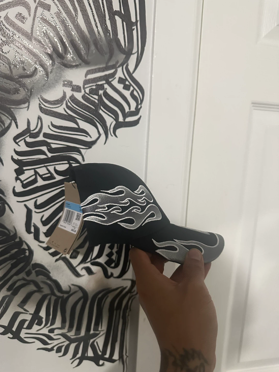 Nike Adult Cap - Black with Silver Flames - photo 2