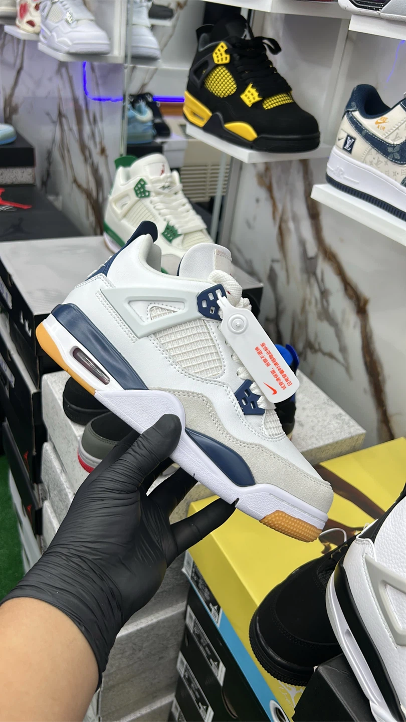 Air Jordan 4 "Craft" Sneakers