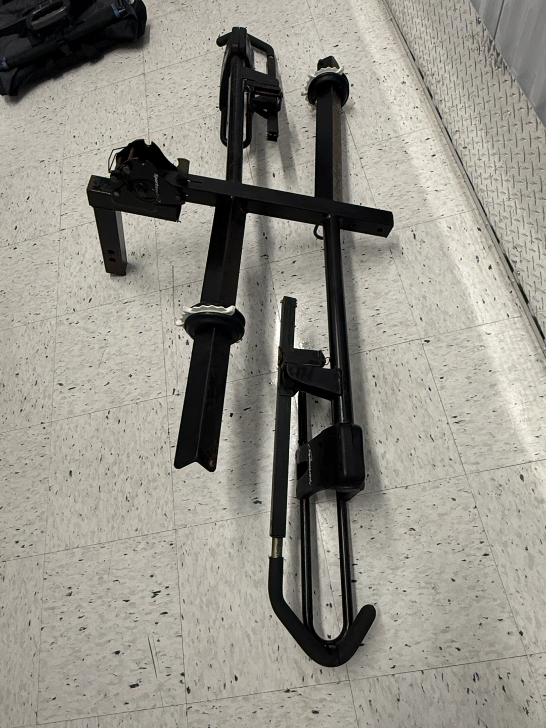 Sportworks Hitch Mounted Bike Rack - photo 3
