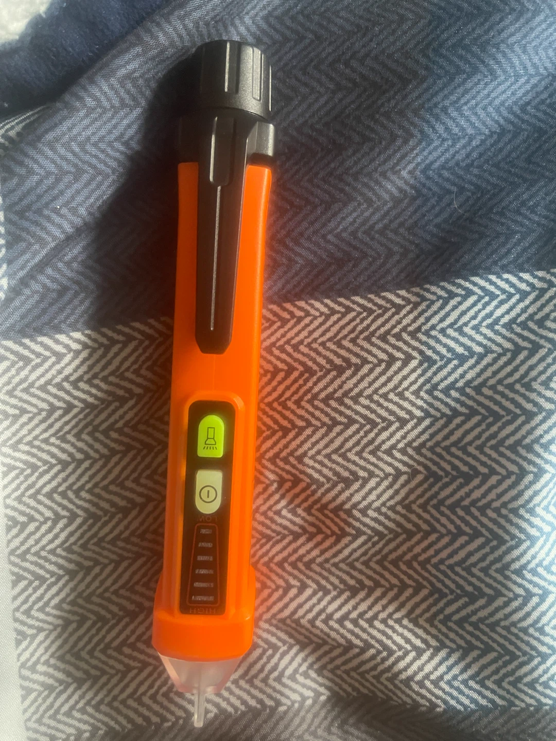 Neoteck Non Contact Voltage Detector - photo 2