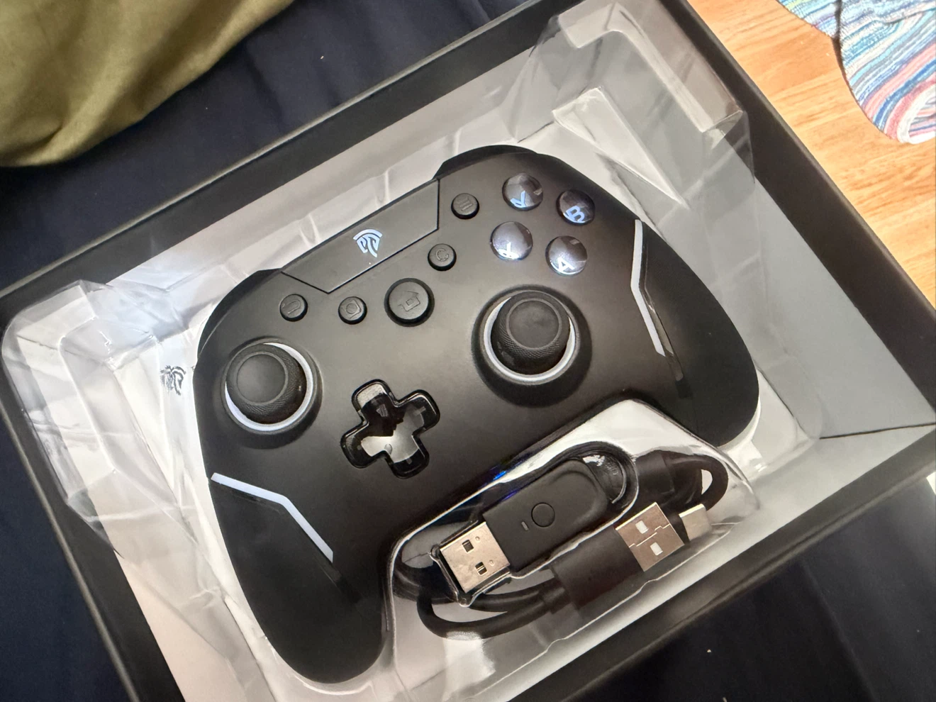 EasySMX X20 Multi-platform Wireless Controller - photo 3