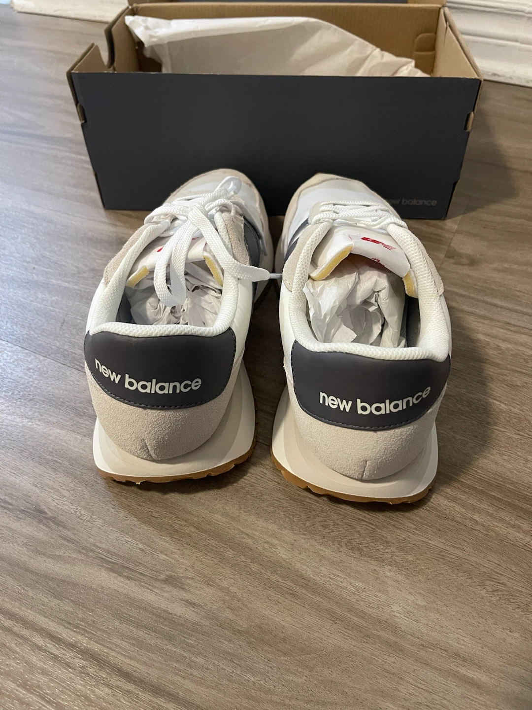 Men’s Size 11 New Balance 237 Shoes - photo 4