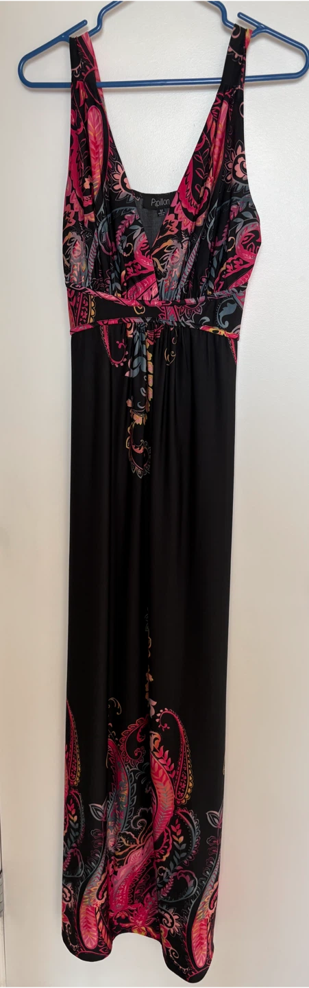 2/$15 Cute Maxi Dresses L-XL - photo 2