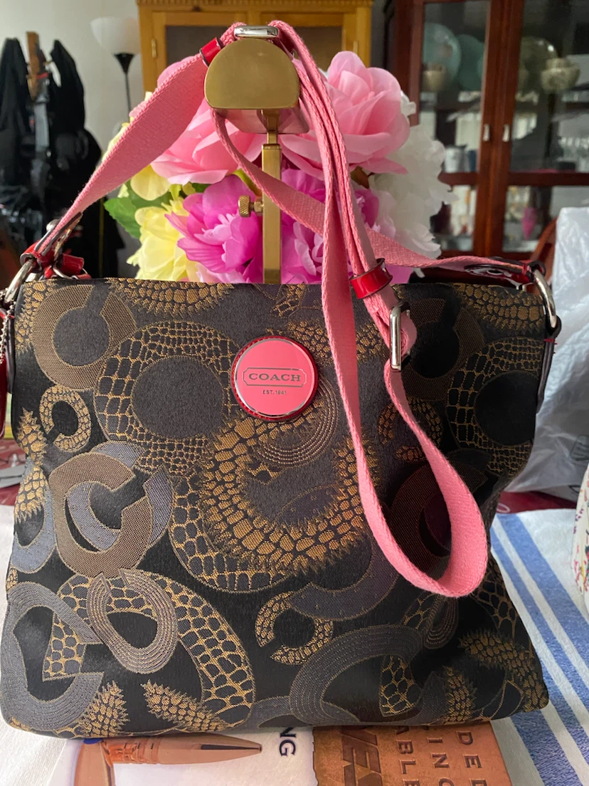 Coach Shoulder Bag