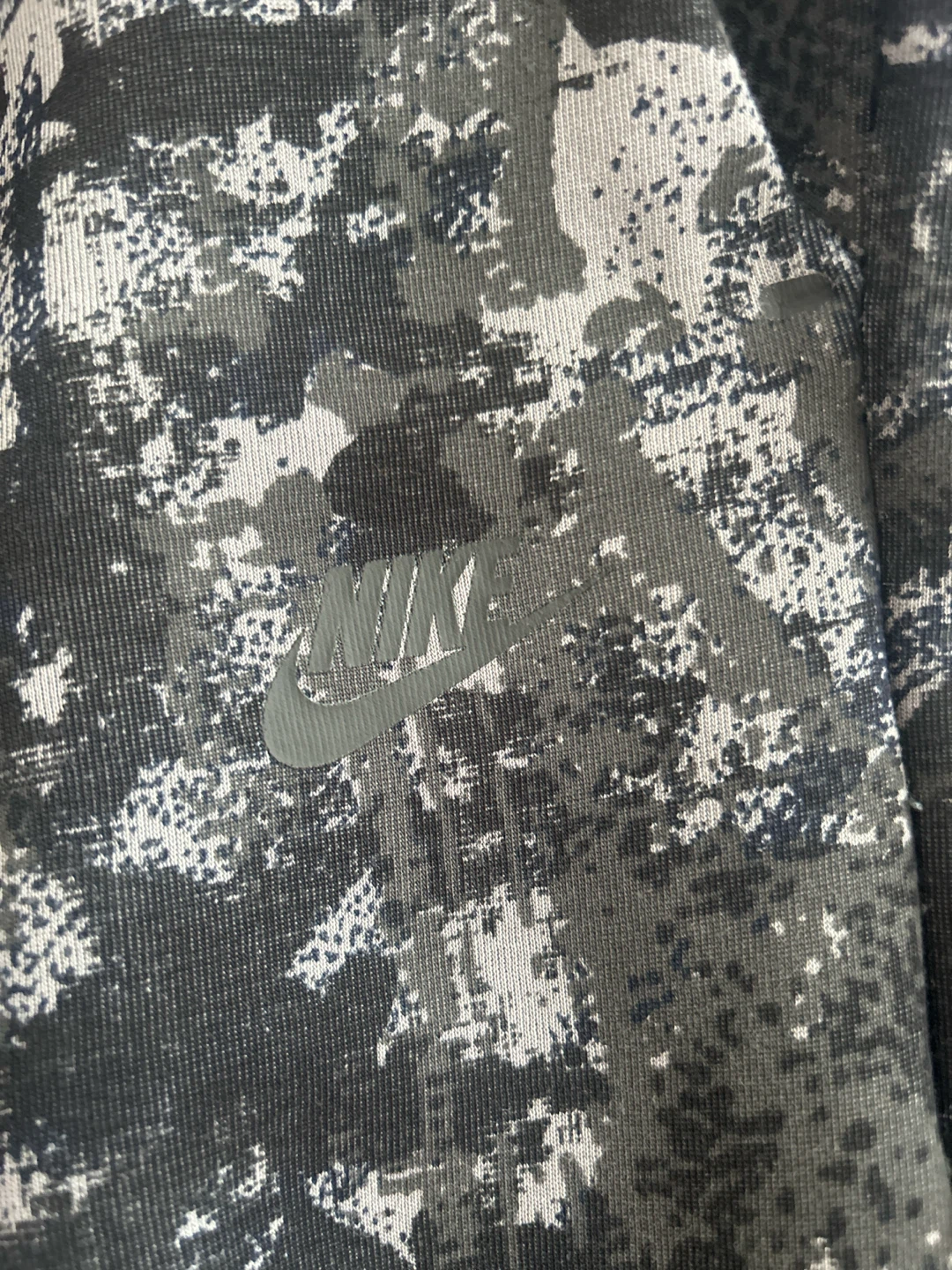 Nike Tech Pants - photo 4