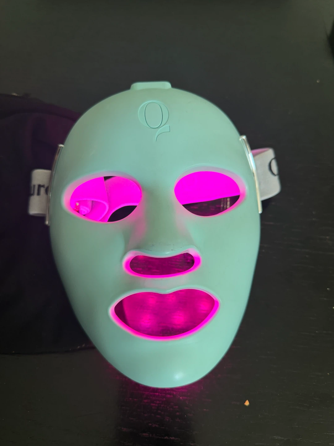 Q-Rejuvalight Pro LED Mask - photo 4