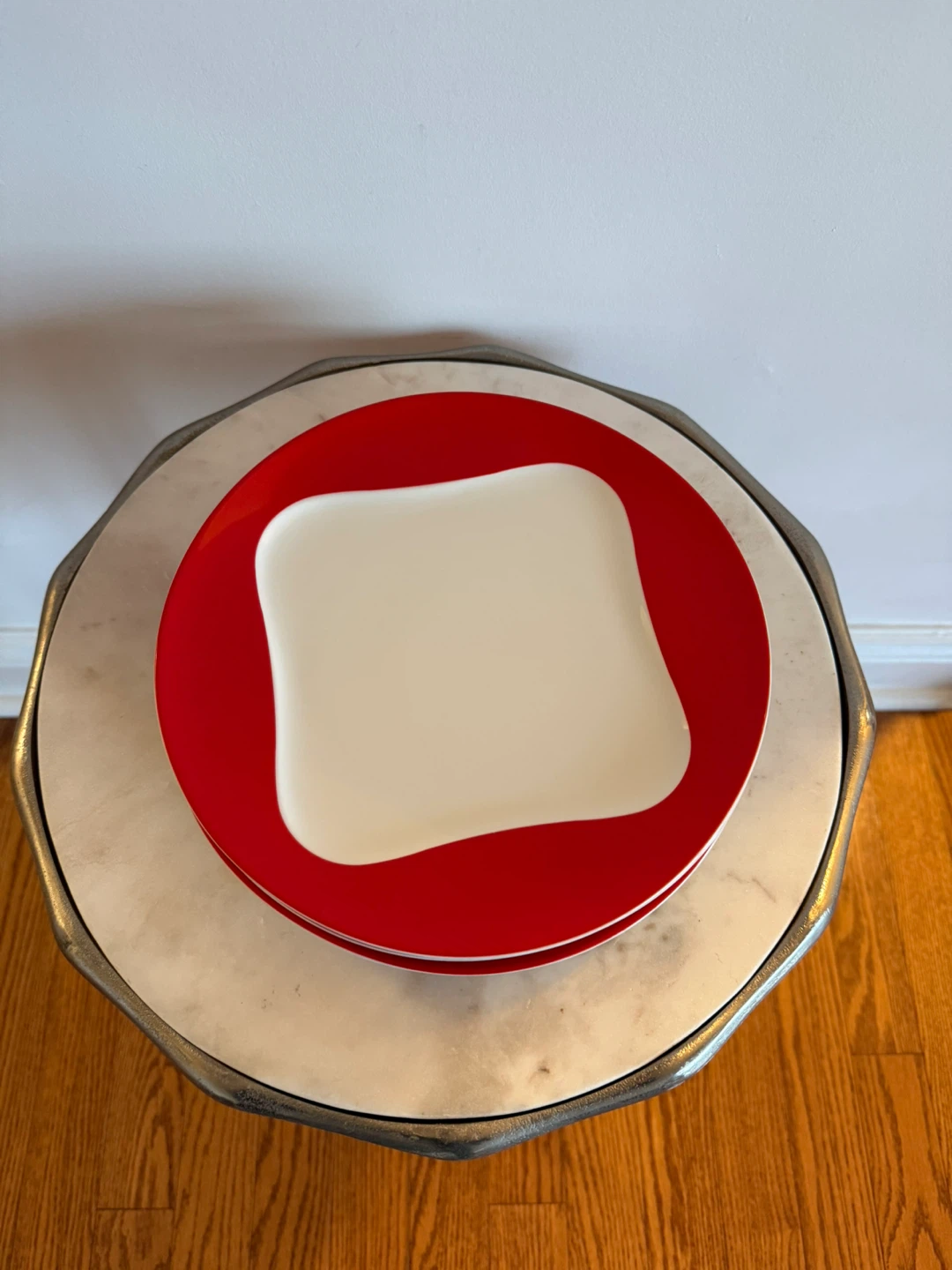 Villeroy & Boch Vivo Set of 5 Red & White Square Plates