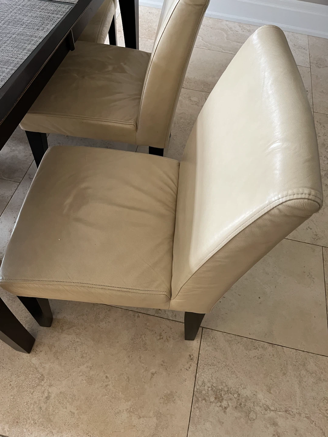 Dining Table and Leather Chairs Set - photo 4