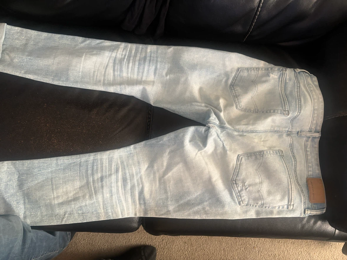 American Eagle Distressed Jeans - photo 3