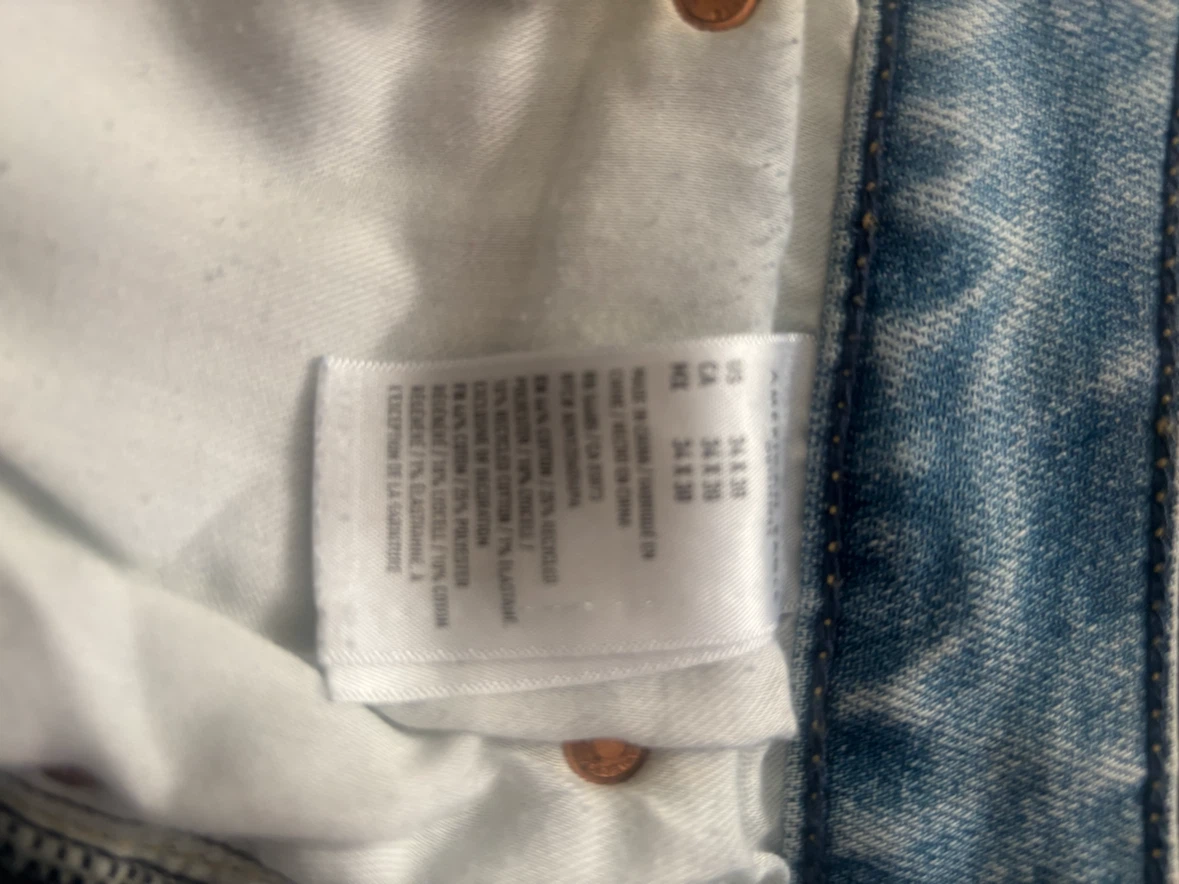American Eagle Distressed Jeans - photo 4