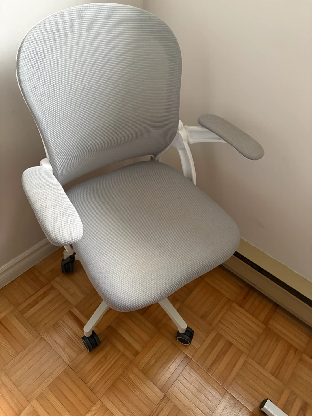 Office desk & Chair - photo 2