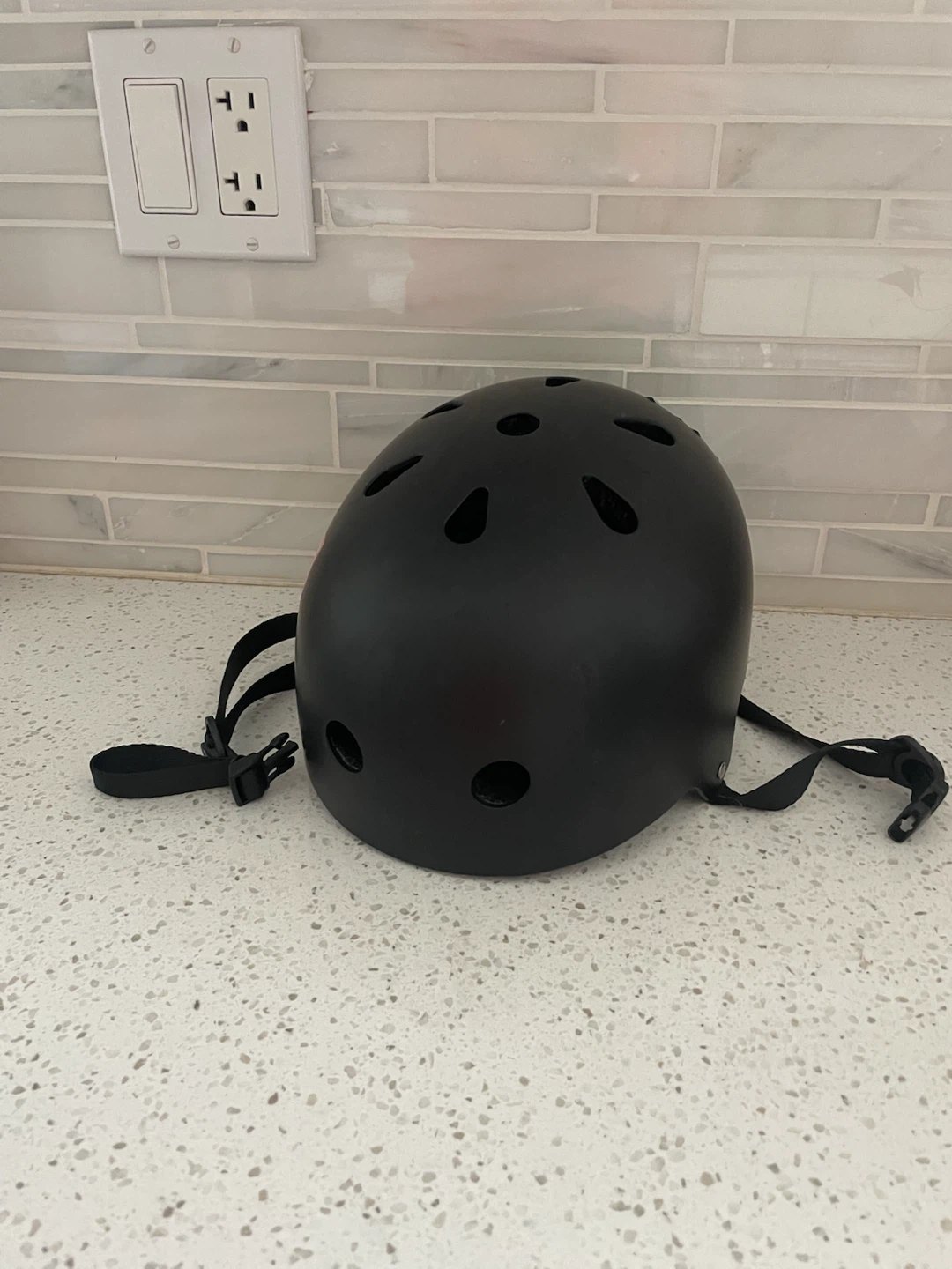 Kids Black Skateboard Helmet Size L/XL - photo 2