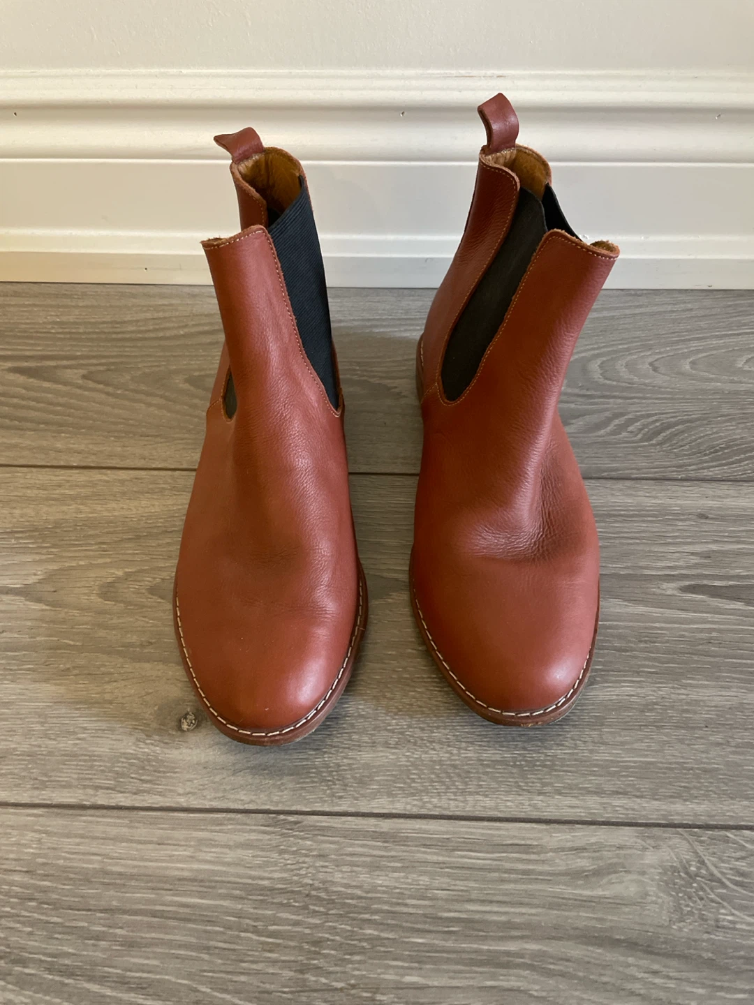 Brown Leather Chelsea Boots - photo 2