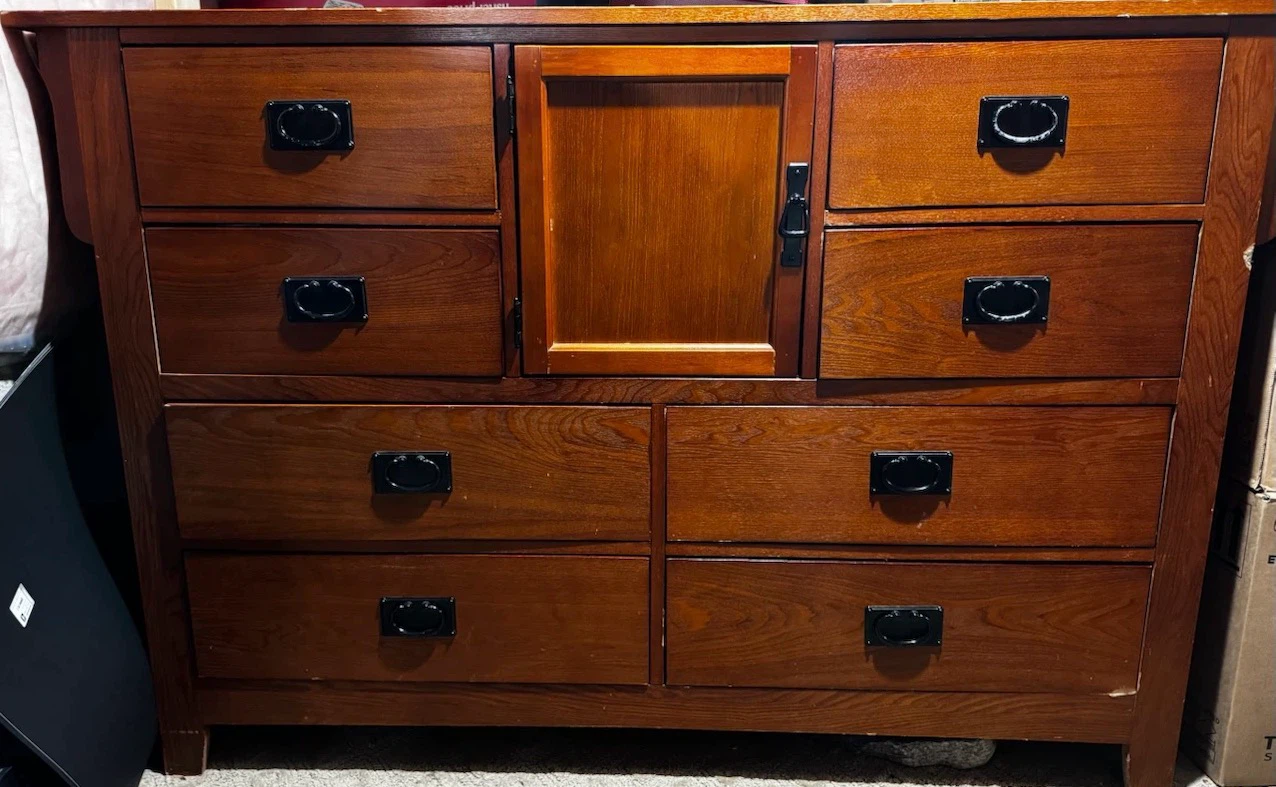 Wooden Dresser with 7 Drawers and Cabinet