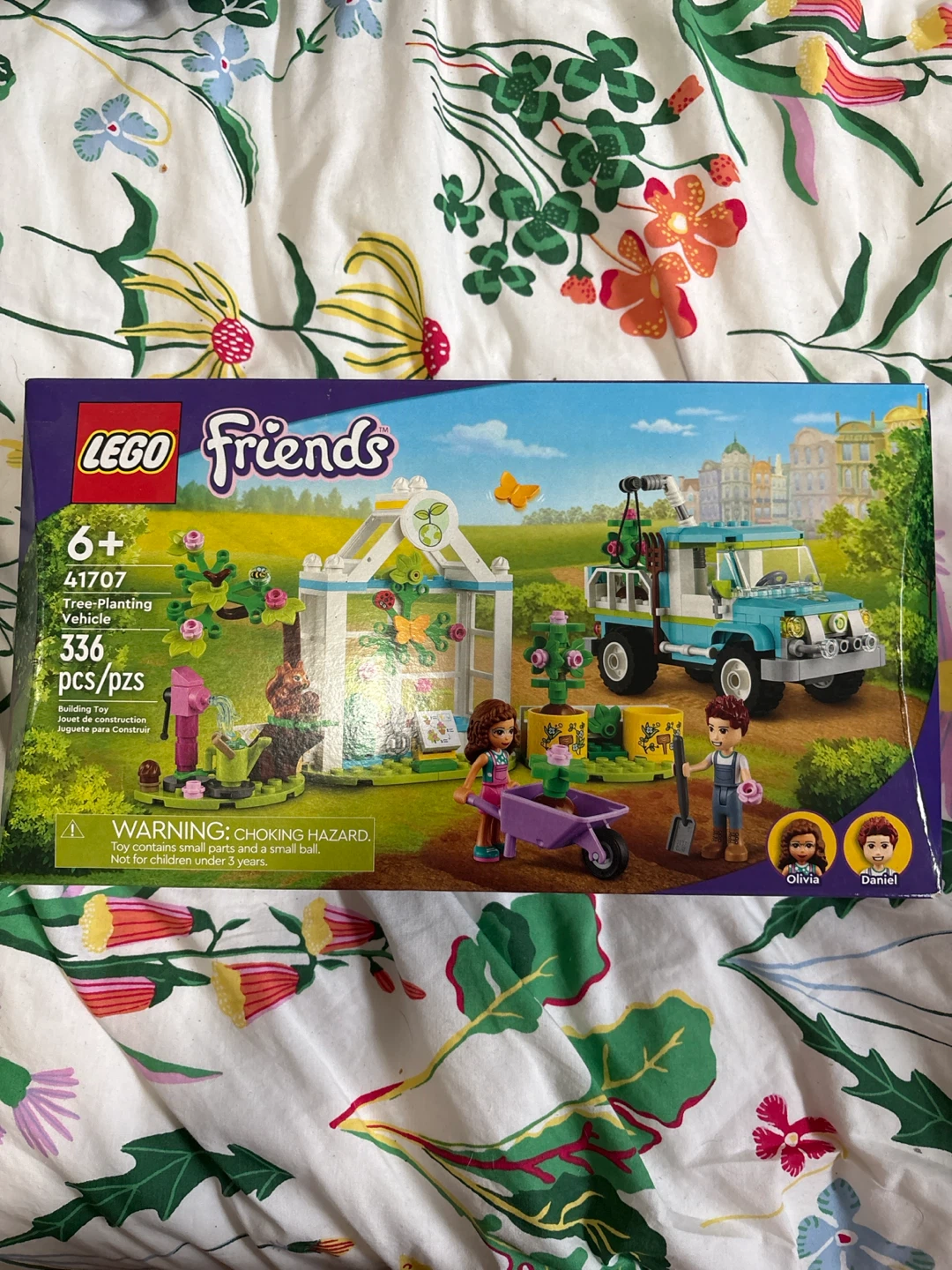 LEGO friends- tree planting BRAND NEW - photo 2
