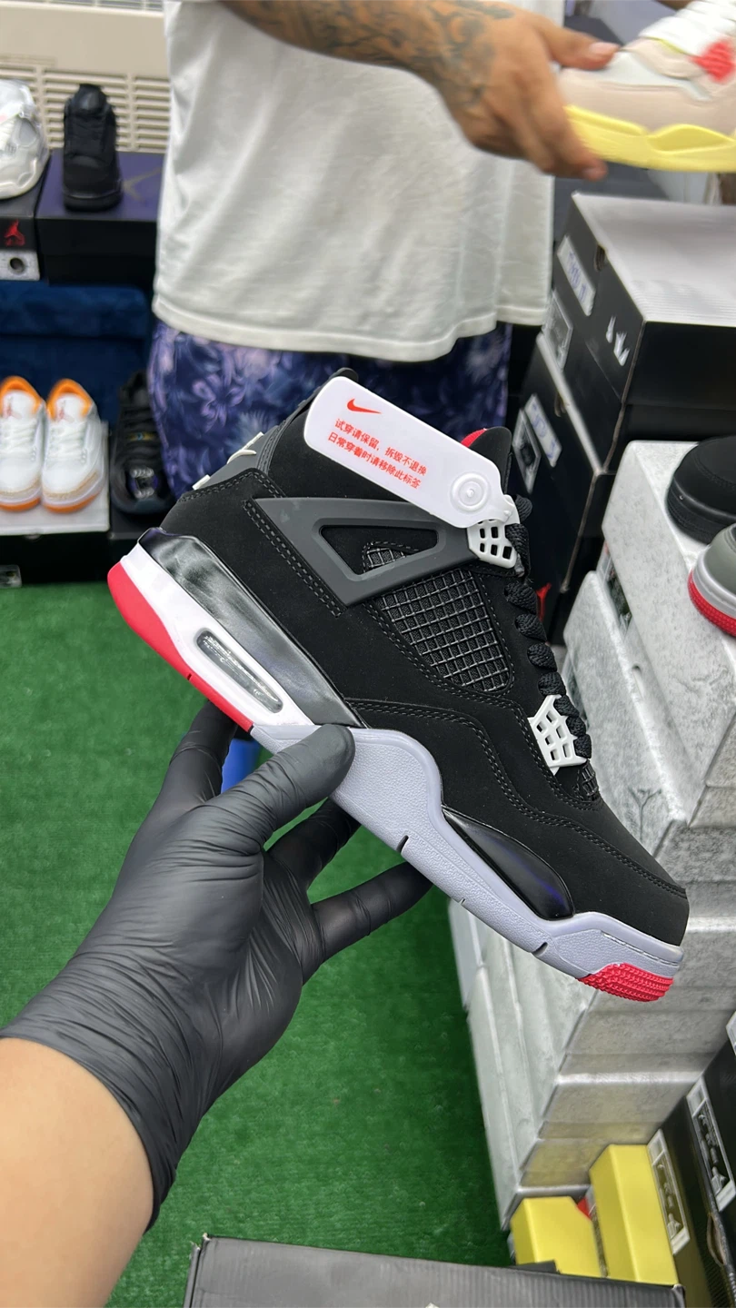 Air Jordan 4 Retro 'Black Cat' Sneakers