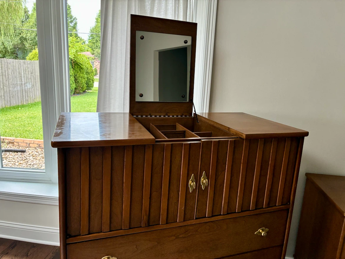 MCM set of dressers - photo 5